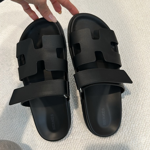 Hermes Chypre sandal NOIR